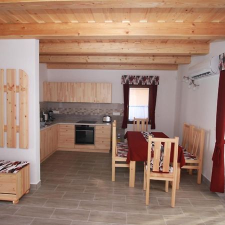 Boni Apartmanok Hegyko Exterior photo